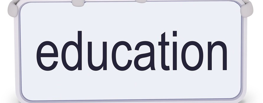 Tabliczka z napisem "education"