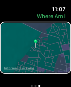 Ekran Apple Watch z wyświetlonym napisem Where Am I w zielonym kolorze. Poniżej prezentowana jest mapa, która pokazuje mapę z lokalizacją oznaczoną zieloną kropką. Na mapie widać sieć ulic.