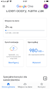 zrzut ekranu z aplikacji dysk google na iPhone, parametry: miejsce na dane, synchronizacja, uporządkuj, konto Kamil Żak